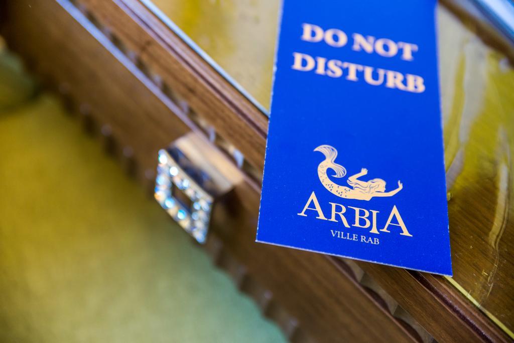 Villas Arbia Banjol Buitenkant foto