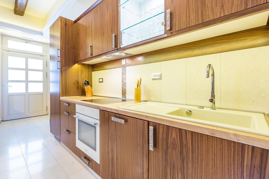 Villas Arbia Banjol Buitenkant foto