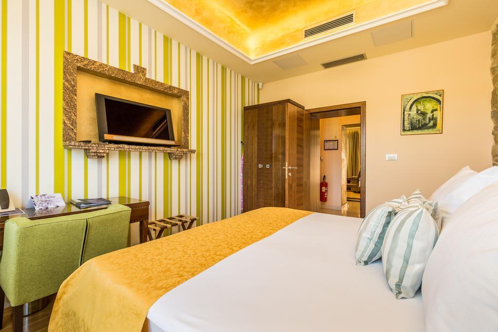 Villas Arbia Banjol Buitenkant foto