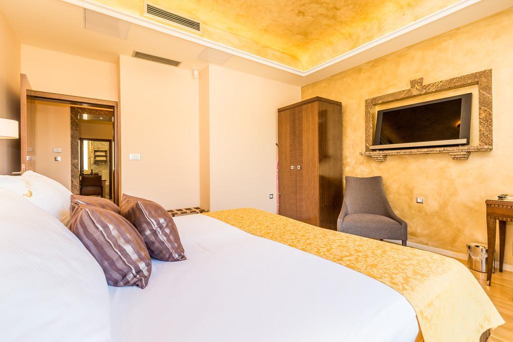 Villas Arbia Banjol Buitenkant foto