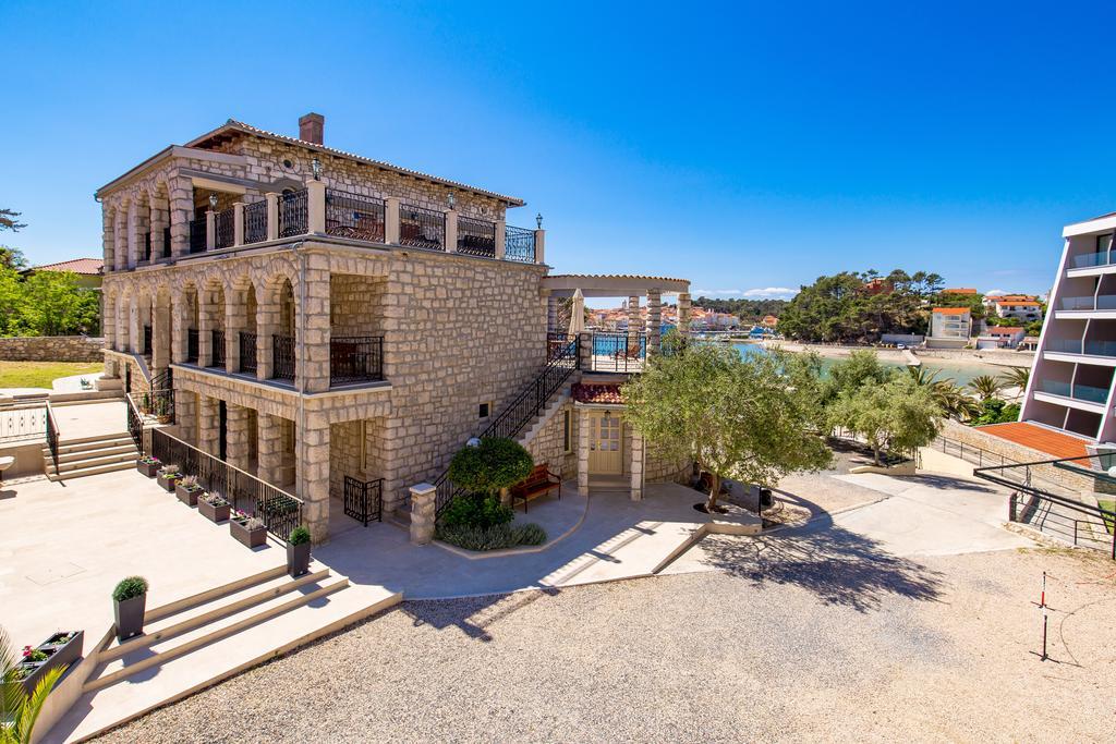 Villas Arbia Banjol Buitenkant foto