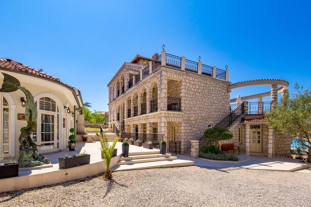 Villas Arbia Banjol Buitenkant foto